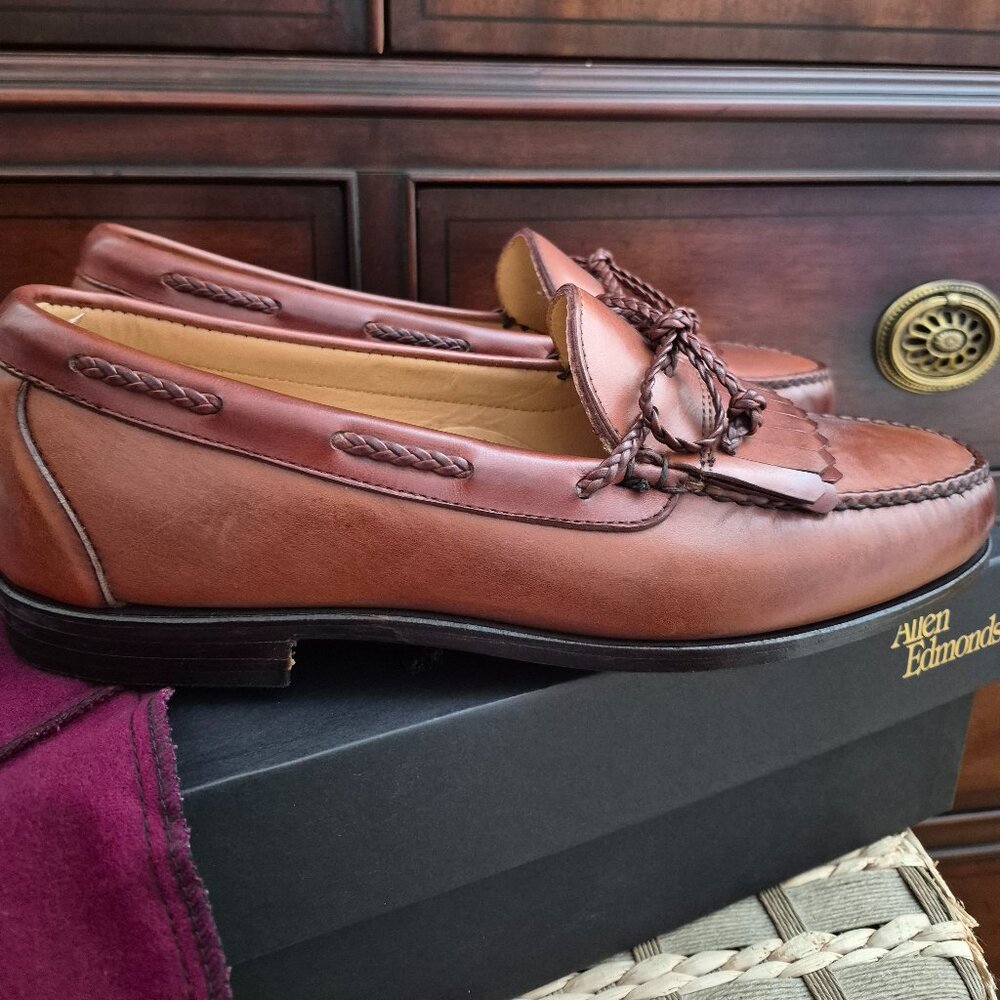 NEW Allen Edmonds Woodstock 11D - Made in USA - Classic Leather Dress Shoe